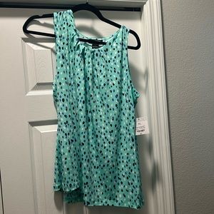 Liz Claiborne Career sleeveless top New With Tags